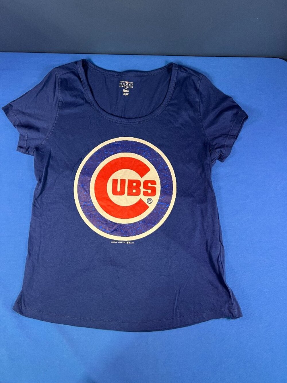 Chicago Cubs Officially Licensed Women’s Scoop/Crew Neck T-Shirt Size Large
